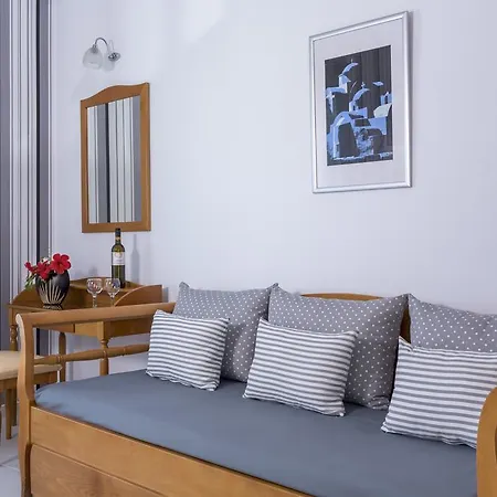 Santellini Hotel 3*